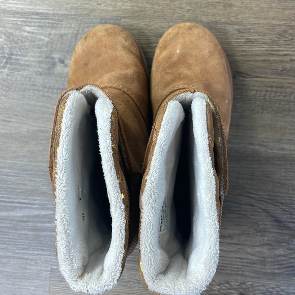 Sorel Big Kids Rylee Suede Brown Boots with Gold Stars, size Big Kid 4 - Picture 7 of 10